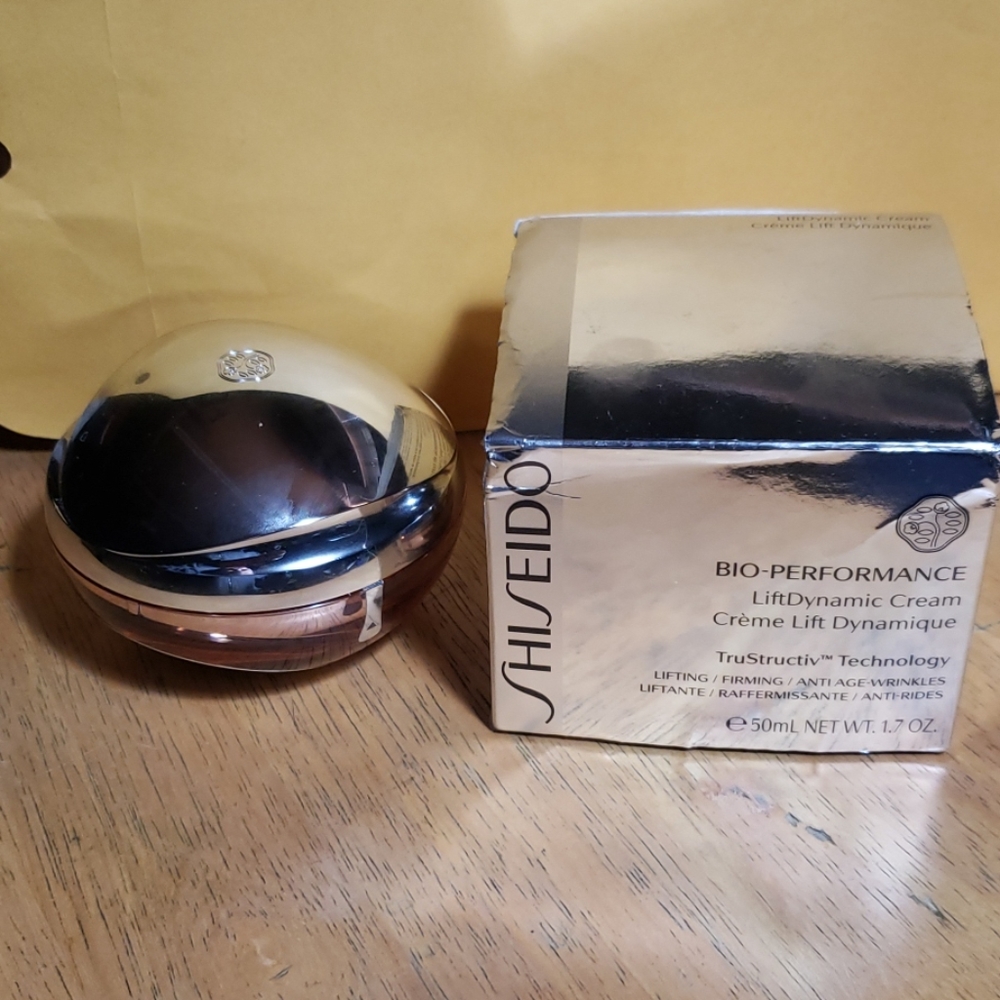 SHISEIDO LIFT DYNAMIC  CREAM